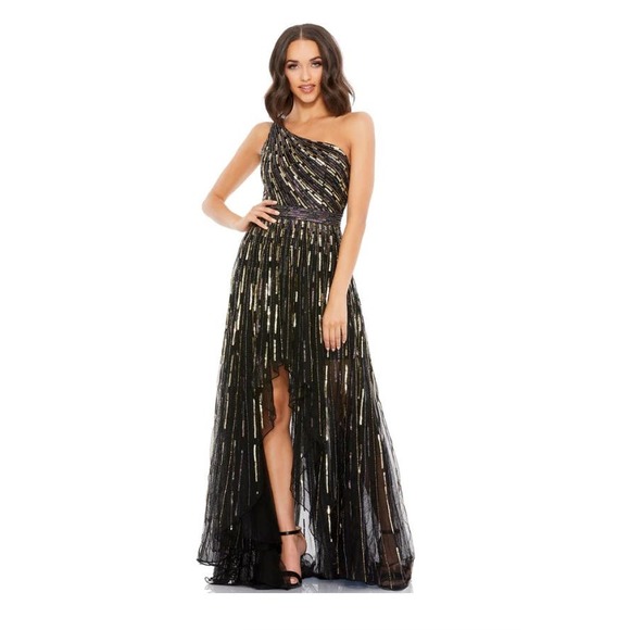 Mac Duggal Dresses & Skirts - NWT Mac Duggal One Shoulder Strappy Back Sequin Black Gold Gown Size 12